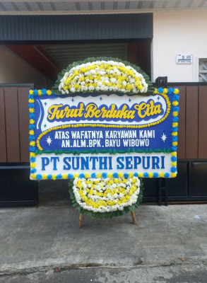 Papan Bunga Duka di Kandang